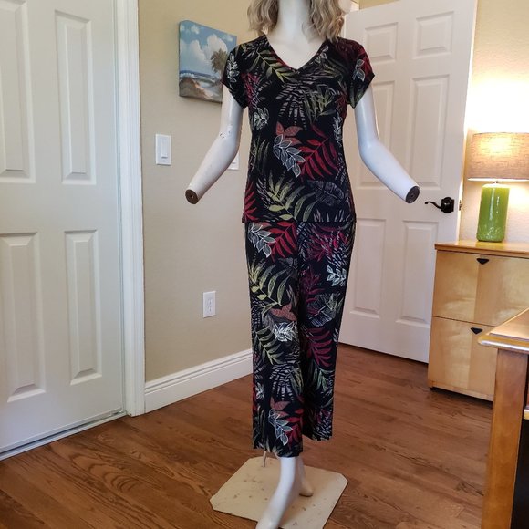 Chico's Top + Crop Pants Outfit Set Size 1 Small - Picture 4 of 7